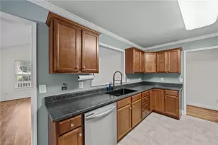 1657 Alzora Ct, Burlington, NC 27215 - Photo 20