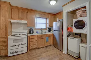 210 Vista Cir, Winston-Salem, NC 27106 - Photo 8