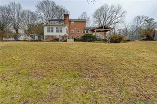 1290 Jonestown Rd, Winston-Salem, NC 27103 - Photo 44