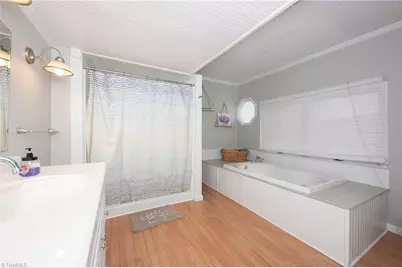 1250 Lake Drive 9, Lexington, NC 27292 - Photo 40