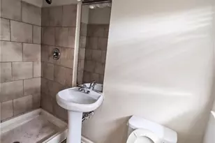 1407 W Meadowview Rd, Greensboro, NC 27403 - Photo 6