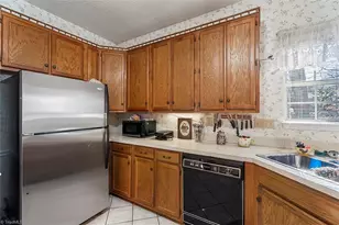 2836 Wynfield Crossing Ln, Winston-Salem, NC 27103 - Photo 18