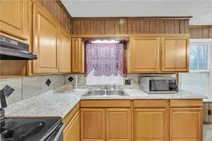 226 Carlton Rd, Boomer, NC 28606 - Photo 16