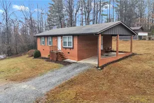 226 Carlton Rd, Boomer, NC 28606 - Photo 2