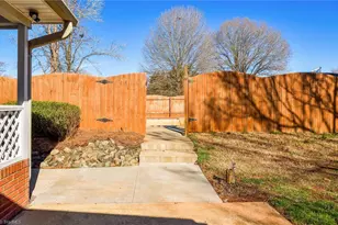 123 Sharon Dr, Lexington, NC 27292 - Photo 6