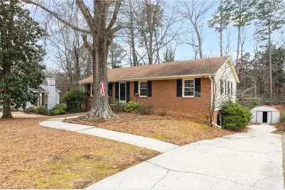 1703 Gracewood Drive, Greensboro, NC 27408 - Photo 4