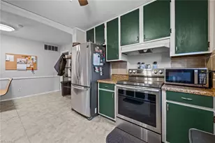 2411 Seattle Dr, Greensboro, NC 27406 - Photo 10