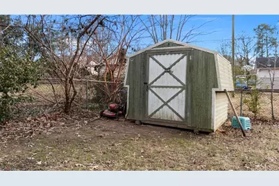 2411 Seattle Drive, Greensboro, NC 27406 - Photo 30