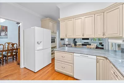 3100 Stratford Court, High Point, NC 27265 - Photo 16