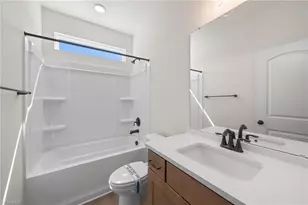 7840 Fairview Gdn Trl, Clemmons, NC 27012 - Photo 8