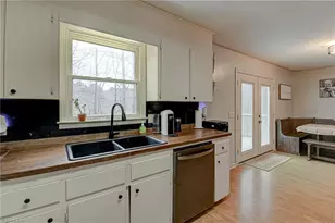 1410 W Old Phillips Rd, Pinnacle, NC 27043 - Photo 14