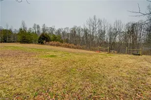 1410 W Old Phillips Rd, Pinnacle, NC 27043 - Photo 36