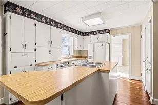 409 Engleman Ave, Burlington, NC 27215 - Photo 16