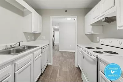 1041 W Barton Street #E, Greensboro, NC 27407 - Photo 6