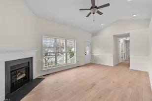 23 Thomasville High Dr, Thomasville, NC 27360 - Photo 8