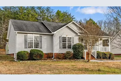 23 Thomasville High Drive, Thomasville, NC 27360 - Photo 2
