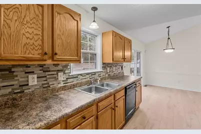 23 Thomasville High Drive, Thomasville, NC 27360 - Photo 16