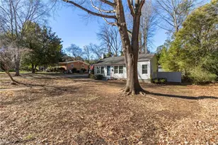 2109 Cleburne St, Greensboro, NC 27408 - Photo 6