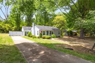 2109 Cleburne St, Greensboro, NC 27408 - Photo 2