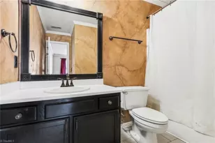 2217 New Garden Rd, Greensboro, NC 27410 - Photo 12