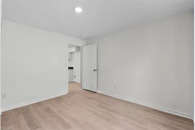 434 W 24th Street, Winston-Salem, NC 27105 - Photo 18