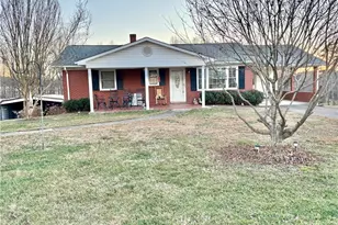 637 Pine Ridge Rd, Mount Airy, NC 27030 - Photo 42