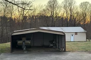 637 Pine Ridge Rd, Mount Airy, NC 27030 - Photo 28