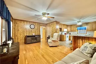 637 Pine Ridge Rd, Mount Airy, NC 27030 - Photo 4