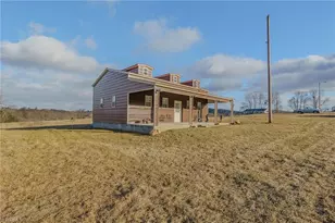 205 Volunteer Rd, Hillsville, VA 24343 - Photo 38