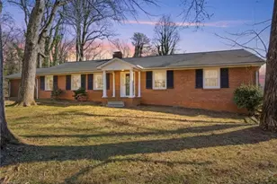 5501 Club Knoll Rd, Winston-Salem, NC 27105 - Photo 2