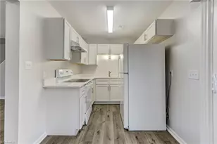 4324 Walnut Hollow Dr, Winston-Salem, NC 27127 - Photo 10