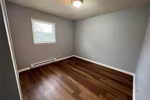 200 Wagstaff St, Thomasville, NC 27360 - Photo 12