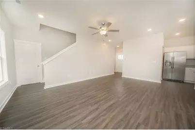 1010 Fairfield Drive, Yadkinville, NC 27055 - Photo 6