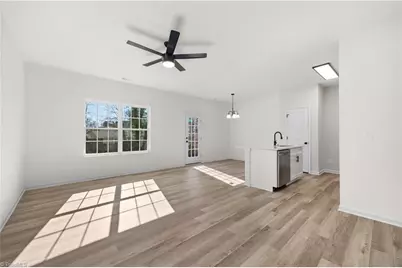 537 Flint Avenue, High Point, NC 27260 - Photo 2