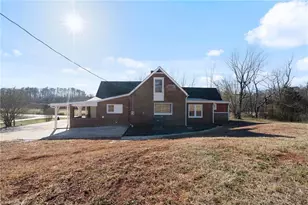 4254 Sparta Rd, North Wilkesboro, NC 28659 - Photo 44