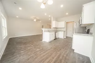 1009 Fairfield Dr, Yadkinville, NC 27055 - Photo 8