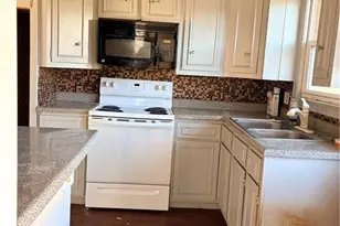 4625 Yuma Ct, Winston-Salem, NC 27107 - Photo 10