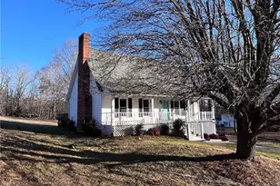 326 Springdale Rd, Walnut Cove, NC 27052 - Photo 4