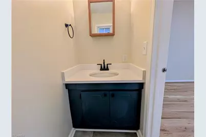 1028 Gales Avenue, Winston-Salem, NC 27103 - Photo 10