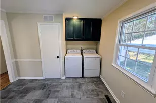 1028 Gales Ave, Winston-Salem, NC 27103 - Photo 12