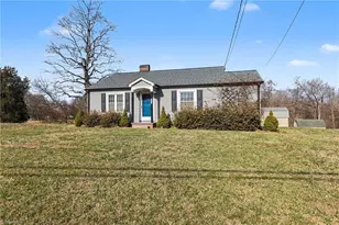 4713 Kernersville Rd, Kernersville, NC 27284 - Photo 4