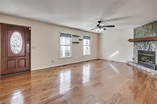 5560 Nightwood Dr, Randleman, NC 27317 - Photo 2