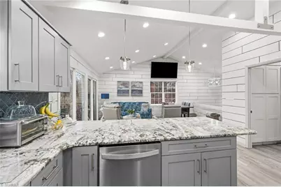 570 Hillview Drive, Lexington, NC 27292 - Photo 12