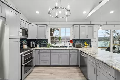 570 Hillview Drive, Lexington, NC 27292 - Photo 10