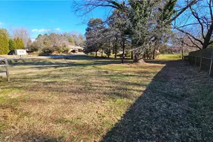 325 Stewart Rd, Winston-Salem, NC 27107 - Photo 6