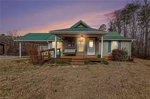 4717 Kernersville Rd, Kernersville, NC 27284 - Photo 1