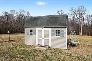 4717 Kernersville Rd, Kernersville, NC 27284 - Photo 28