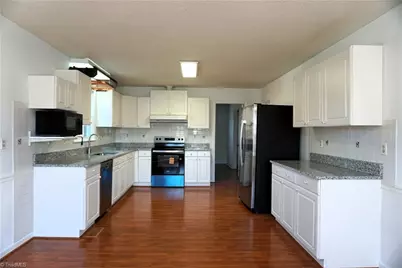 6905 Crandall Court, Clemmons, NC 27012 - Photo 8