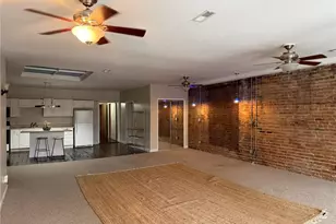 105 W Main St, Elkin, NC 28621 - Photo 4