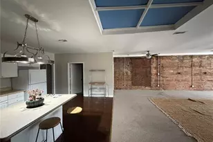 105 W Main St, Elkin, NC 28621 - Photo 8